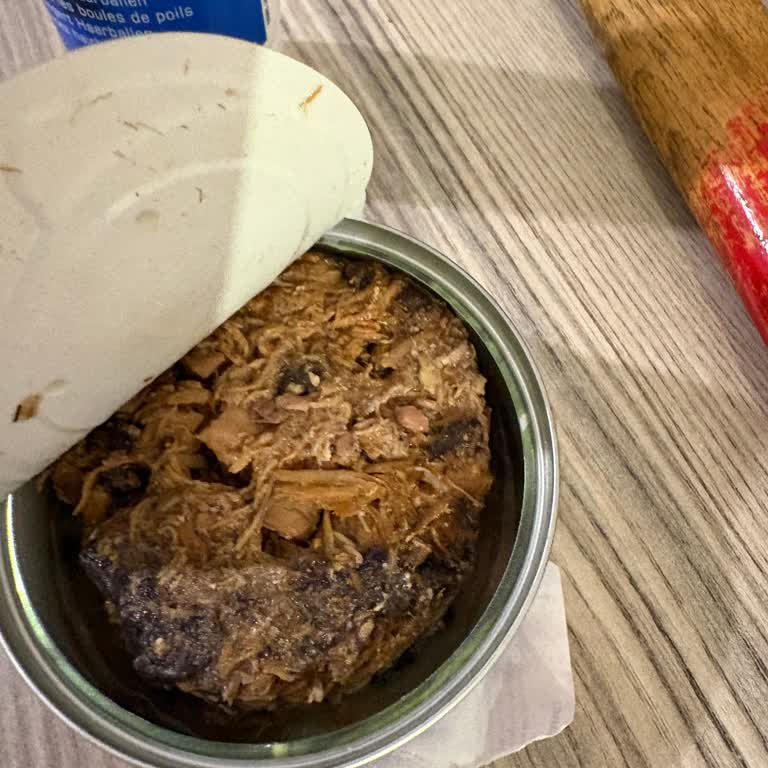 Kolaymama'dan Bozuk Yaş Mama Ücretsiz Değişim Talebi