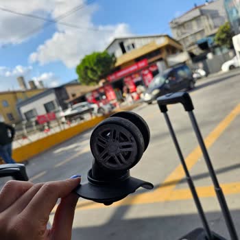 Belirtilen Noktada Alınmadı Ve Valizim Kırıldı - Uğur Taşımacılıkta Mağduriyet