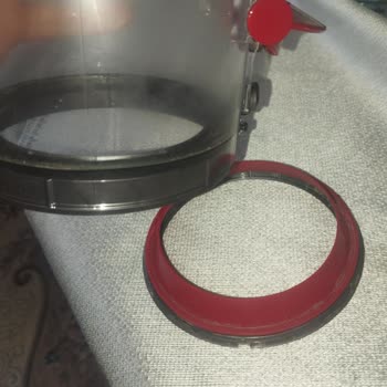 Dyson V11 Süpürge İçin Kırmızı Contanın Ücretsiz Değişimi Talebi