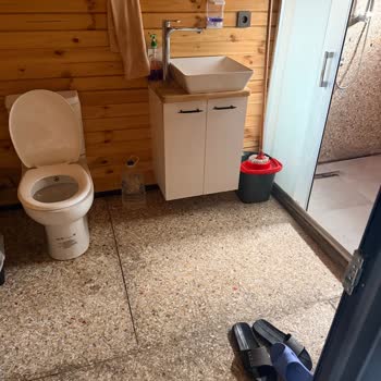 Bir Gün Yetmez: Temizlik Sorunları Ve Eksik Donanım