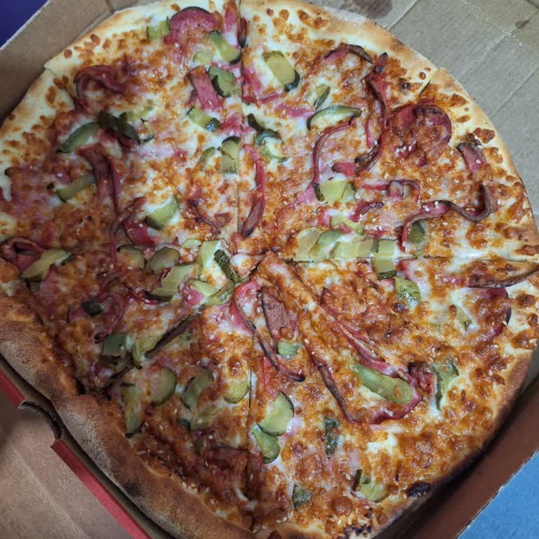 Domates Ve Turşusuz İstediğim Pizza Yanlış Teslim Edildi Ve Sadece Kupon Teklifi Sunuldu