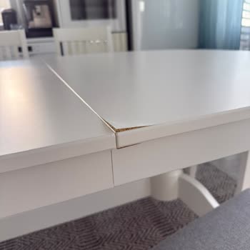 IKEA Rosentorp Yemek Masasında Sıvı Teması Sonrası Şişme Ve Kabarma