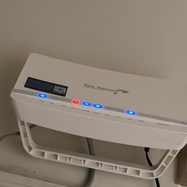 Sürekli Kesintili İnternet Ve Çözüm Sunmayan Müşteri Hizmetleri
