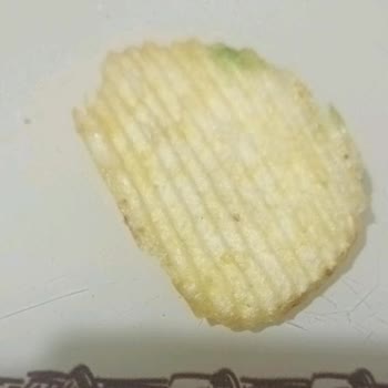 Bozulmuş Tırtıklı Patates Cipsi Ve İletişim Sorunu
