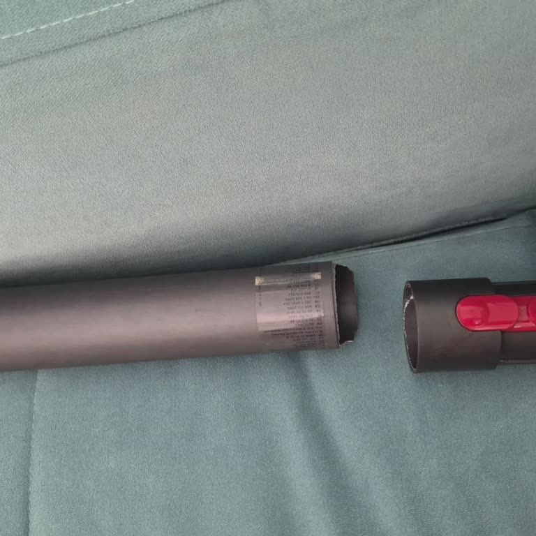 Dyson Süpürge Boru Parçası Garanti Kapsamına Alınmadı, Müşteri Mağdur