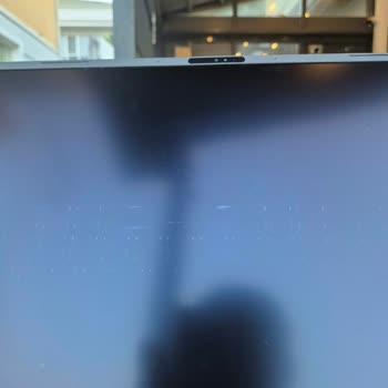 Asus Servisinin Garanti Dışı Ekran İzleri İddiası Ve Aksine Belge Eksikliği