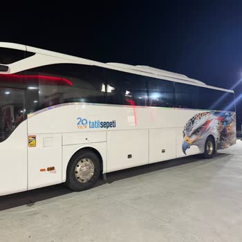 Otobüs Yolculuğunda Su Sorunu Ve Zayıf Tur Organizasyonu