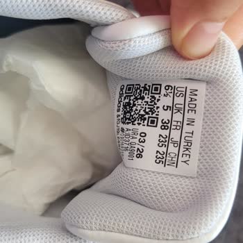 Adidas Court Base Ayakkabısının Tekrarlanan Yanlış Boyut Gönderimi Ve Hızlı Düzeltme Talebi