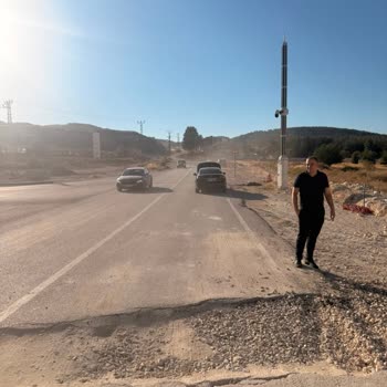 Toroslar’ın Kazı Çukuru Nedeniyle Araç Hasarına Karşı Ödeme Yapmaması