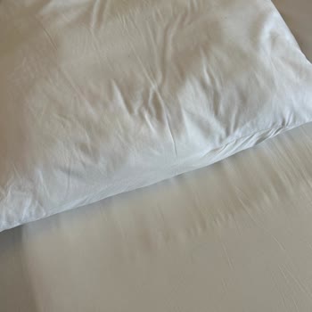 Çarşaf Değiştirilmemesi Ve Hijyenik Olmayan Oda Temizliği