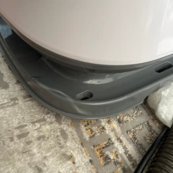 Servis Sonrası Aldığım Makine Kullanılmış Ve Hasarlı, Ücret İadesi Talep Ediyorum