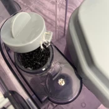 Servis Sonrası Aldığım Makine Kullanılmış Ve Hasarlı, Ücret İadesi Talep Ediyorum