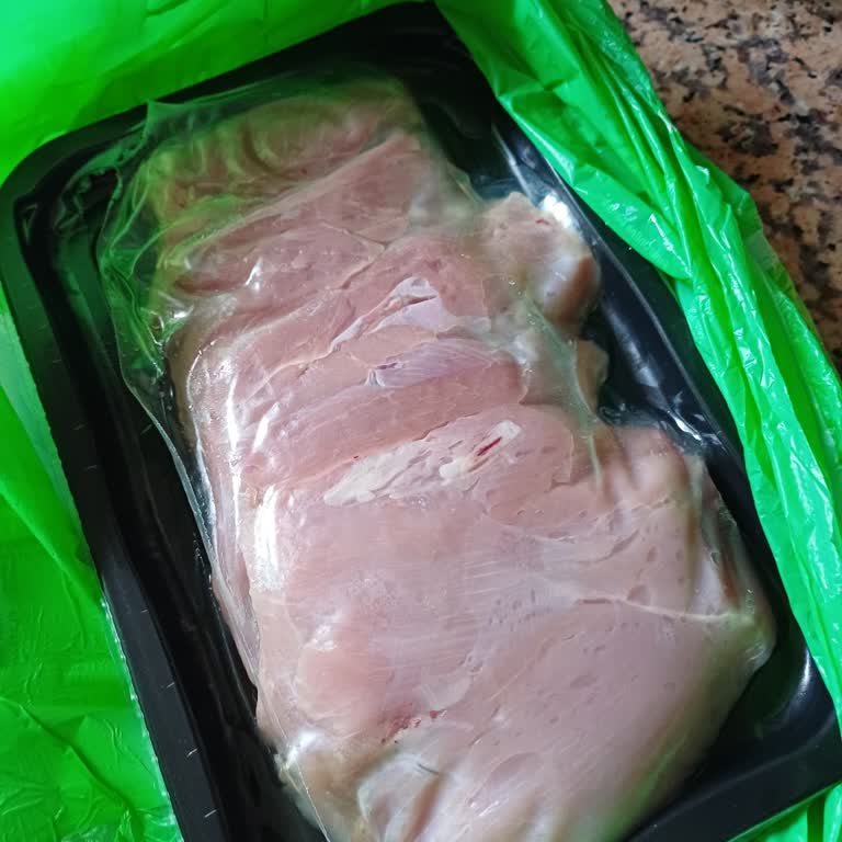 Sağlık Riski Taşıyan Bozulmuş Hindi Ürünleri İçin Acil İade Talebi