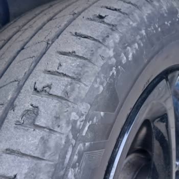 Citroen Berlingo’da Nexen Lastiklerinin Erken Parçalanması Ve Yetkililerin Sessizliği