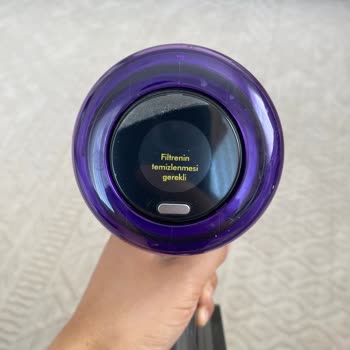 Dyson V12 Süpürge Filtre Uyarısı Devam Ediyor, Değişim Talebi Reddedildi