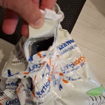 Korumasız Kargo Ve Tekrarlayan Hasarlı Mama Paketleri