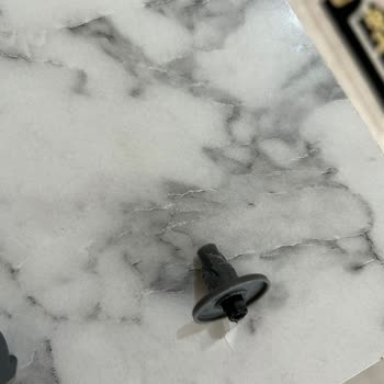 Erimeyen Süpürge Başlığı Ve Yetersiz Garanti Desteği