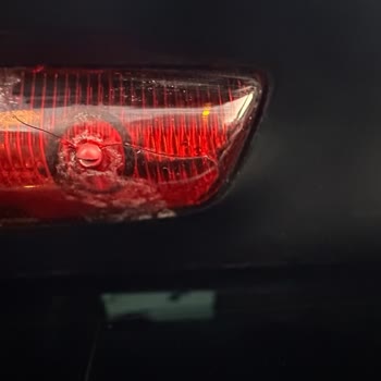 Üçüncü Defa Kırılan Fren Lambası Parçası İçin Ücretsiz Çözüm Talebi