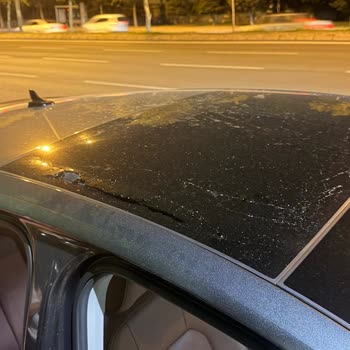 Sunroof Camı Patladı, Aile Güvenliği Tehlikede Ve Garanti Süreci Cevapsız