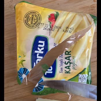 Migros’tan Aldığım Torku Kaşar’da Küflenme Ve Sağlık Riski