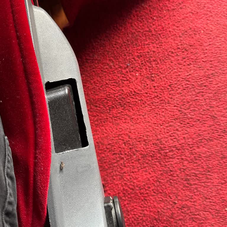 Arızalı Koltuk Ve Çalışmayan Priz Nedeniyle Uzun Yolculukta Konfor Kaybı Ve Ücret İadesi Talebi