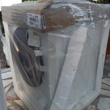 Kargo Çamaşır Makinesi Ve Kurutma Makinesini Bahçeye Bıraktı