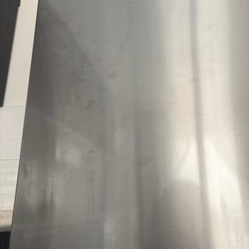 Buzdolabı Kapak Solma Ve Paslanma Sorunu Garanti Dışı Ücretsiz Değişim Talebi