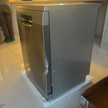 Bosch Bulaşık Makinesinin Yan Panelindeki Çökük İçin Sıfır Ürün Değişimi Reddi