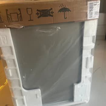 Bosch Bulaşık Makinesinin Yan Panelindeki Çökük İçin Sıfır Ürün Değişimi Reddi