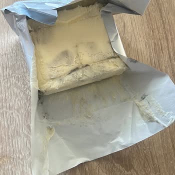 Küflü Tereyağı Gönderimi Ve Değişim Talebine Yanıt Verilmemesi