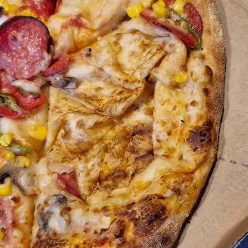 Yarım Pizza Boş Geldi, İade İstiyorum