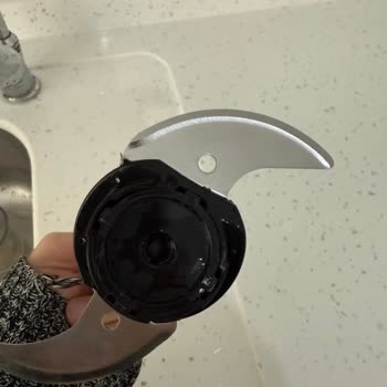 Arçelik Blender Parçalayıcı Bıçağındaki Boşluklar Hijyen Ve Koku Problemi Yaratıyor
