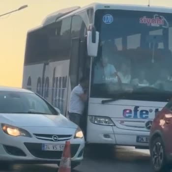 Efe Tur Personelinin Yetkisiz Para İsteği Ve Yolcu Güvenliğini Tehdit Etmesi