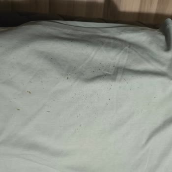 Beko Çamaşır Makinesinde Yağ Lekeli Çamaşırlar Ve Değişim Talebi