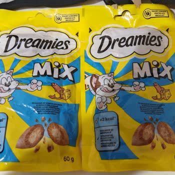 Dreamies Kedi Ödül Maması Paketlerinde Delik Ve Havasızlık Amazon İade Talebini Reddediyor