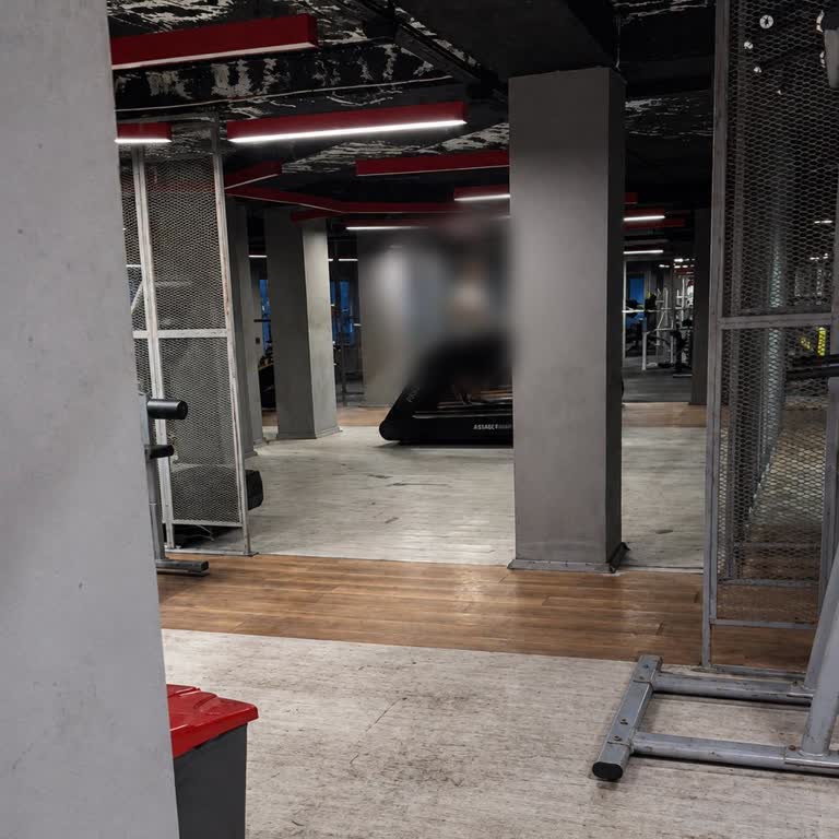 Eşkin Spor Merkezi Spor Salonundaki Birçok Alet Eski, Bazıları Çalışmıyor