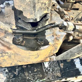 New Holland Traktörde Aks Kovanının Ani Kırılması Ve 115 Bin TL Zarar