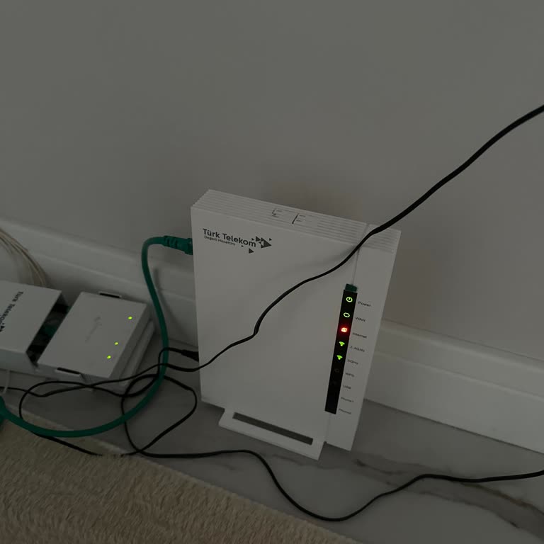 Kesintili İnternet Ve Aylık 850 TL Fatura Nedeniyle Sözleşme Feshi Talebi