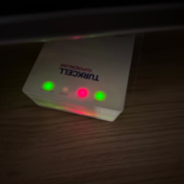 Modemde LOS Işığı Yanmadığı İçin Sürekli İnternet Kesintisi Ve Müşteri Hizmetleri Sorunu