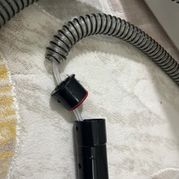 Kumtel Halı Koltuk Yıkama Makinesinde Hortum Kopmasıyla Kullanılamaz Duruma Geldi