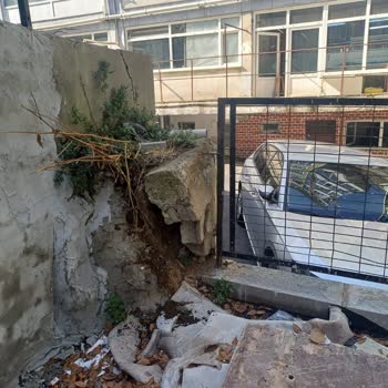 Aka Yapı Denetimi Sorumluluğunu Yerine Getirmiyor