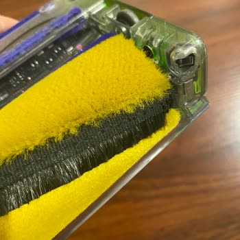 Dyson Gen5 Detect Süpürge Kırık Parçası Zeminleri Çizdi Ve Ürün Kaldırıldı Bilgilendirme Yok