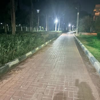 Saruhan Otel Karşısındaki Yürüyüş Yolunda Araç Geçişi Ve Dubaların Kaldırılması