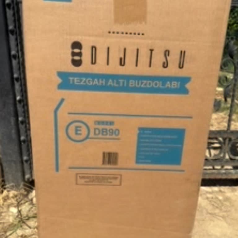 Yanlış Model Ve Renk Gönderilen Buzdolabının Kapıdan Alınması Talebi