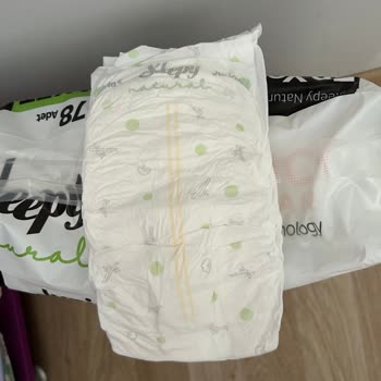 Yeni Paket Görseliyle Eski Seri Bebek Bezleri Satılması