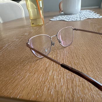 Aşırı Eğimli Çerçeve Ve Sürekli Rahatsızlık: Atasun Optik'ten Çözüm Talebi