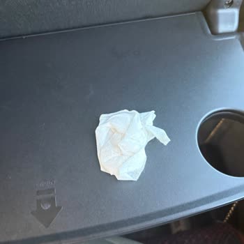 Lavabo Molası Verilmeyen Ve İç Mekanda Hijyen Eksikliği
