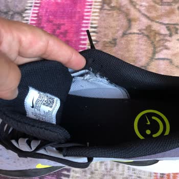 Az Kullanımda İç Astarı Sökülen Nike Ayakkabı Kullanıcı Hatası Şeklinde Reddedildi