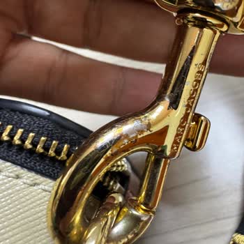 Ayıplı Marc Jacobs Çantanın Metal Aksamlarındaki Renk Atması Ve Değişim Talebi