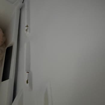 Arçelik Buzdolabında Kronik Raf Ayakları Kırılması Ve Ücretsiz Değişim Talebi
